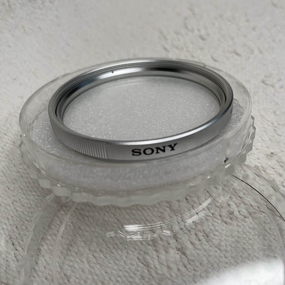Lens filters, UV lens covers, 58mm Bundle - Picture 10 of 14